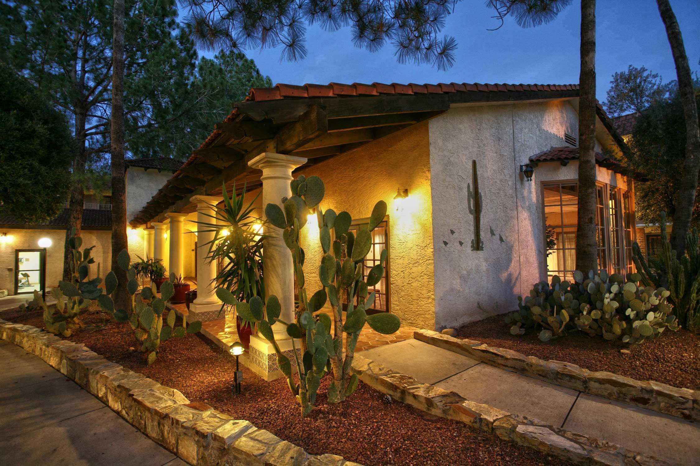 Doubletree Suites By Hilton Tucson Airport Exterior foto